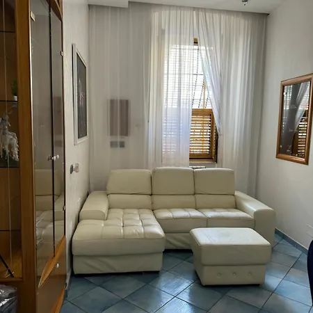 Fib House *